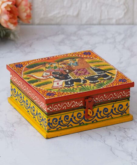 Wooden jewellery box