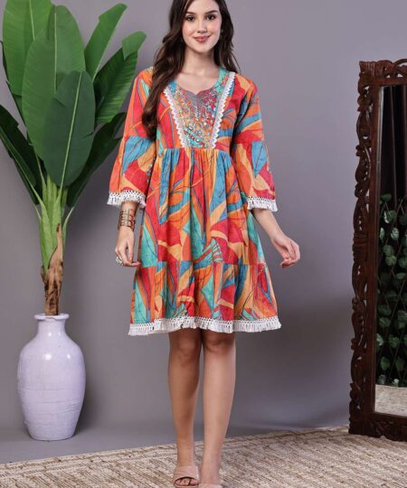Wome's Vibrant Print Cotton Tunic Dress with Crochet Lace & Three-Quarter Sleeves Midi Dresses